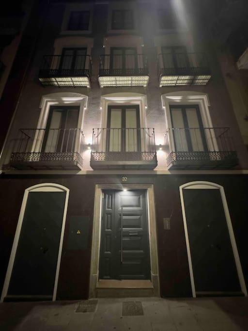 Apartamento Anaya, 3º Piso, A Estrenar En Pleno Centro De *