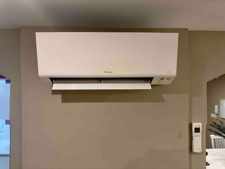Anaya, 3º Piso, A Estrenar En Pleno Centro De Apartamento Granada